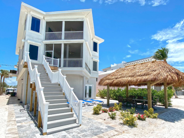 Luxurious 6-Bedroom Beachfront Residence Near Bonita Beach